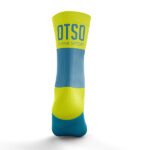 Estos calcetines ofrecen un equilibrio perfecto entre rendimiento, comodidad y estilo, siendo una excelente opción para quienes buscan un producto deportivo de alta calidad que también destaque por su visibilidad y diseño moderno.