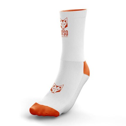 Perfectos para quienes buscan un equilibrio entre comodidad, rendimiento y estilo, los calcetines Yepaaa! White ofrece una opción versátil y motivadora para quienes desean destacar en el entrenamiento con un toque único y positivo.