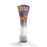 Perfectos para quienes desean añadir un toque de psicodelia y personalidad a su equipo sin sacrificar comodidad ni funcionalidad en cada pedaleada.