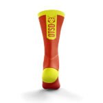 Estos calcetines combinan estilo, visibilidad y comodidad para ciclistas de todos los niveles.