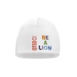 Un gorro que simboliza la fuerza interior, perfecto para quienes enfrentan sus desafíos diarios con espíritu de león.