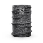 Este protector de cuello no solo evoca la apariencia enigmática de una serpiente negra, sino que también transmite una sensación de poder y estilo audaz.