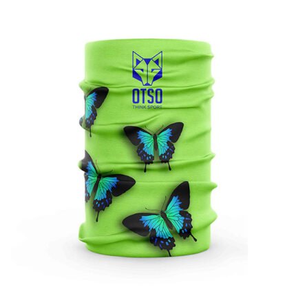 Este protector de cuello no solo captura la belleza colorida de las mariposas, sino que también inspira un sentido de libertad y renovación.