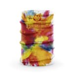 Este protector de cuello no solo refleja una paleta llena de vida, sino que también transmite una sensación de movimiento y energía para quienes desean destacar con un toque único y colorido.