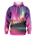 Una sudadera que envuelve con la belleza y el misterio de las auroras boreales, ideal para quienes buscan destacar con estilo y comodidad.